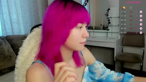 Betty online show from May 13, 1:25 am
