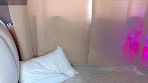 Emily wish-list  online show from March 12, 7:47 am