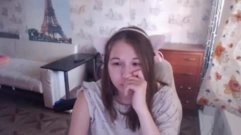 Snapshot of emilyway chatting on February 10, 11:57 am emilyway online show from February 10, 11:57 am