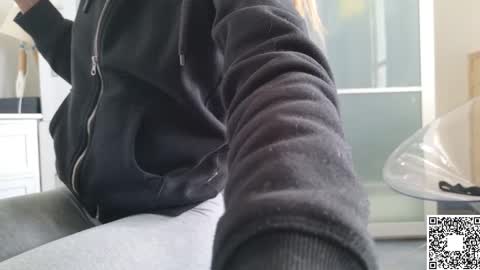 Emily ----  online show from February 17, 9:35 am