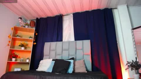 Emily  online show from January 17, 3:11 am