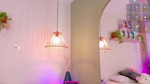 Snapshot of emilyy_bank chatting on May 1, 8:24 pm Emily Bank online show from May 1, 8:24 pm