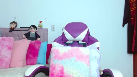 emilyzans07 online show from September 10, 7:58 pm