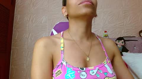 emilyzans07 online show from September 28, 7:30 pm