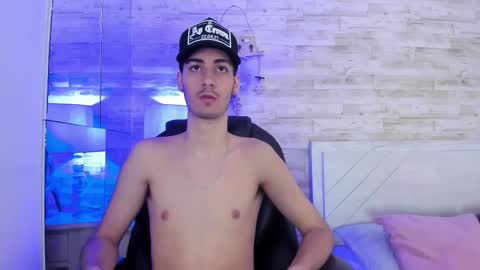 emir_ozan online show from January 13, 11:48 am