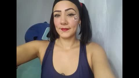 L i a    time online 7am - 1pm Gtm-5  online show from February 22, 3:21 pm