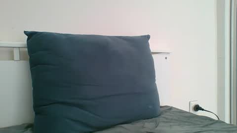 Snapshot of emma3119 chatting on May 14, 6:42 am emma online show from May 14, 6:42 am