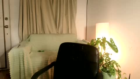 emma______1996 online show from July 9, 5:44 am