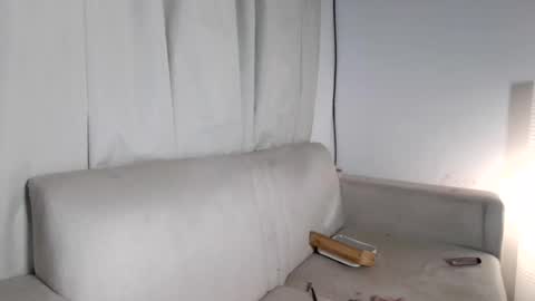 emma______1996 online show from July 18, 10:08 am