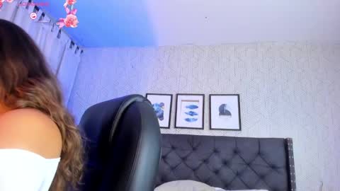 Emma online show from February 7, 3:41 pm