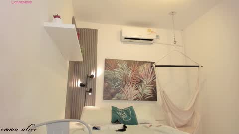 Alice online show from September 9, 12:15 pm