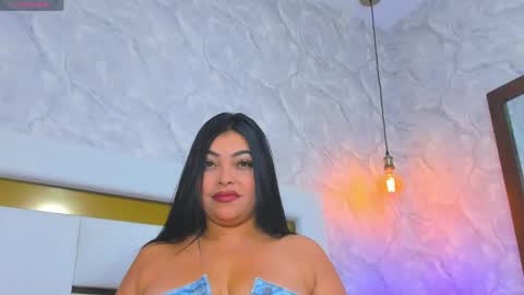 Snapshot of emma_bakker_ chatting on May 15, 6:53 am Emma online show from May 15, 6:53 am