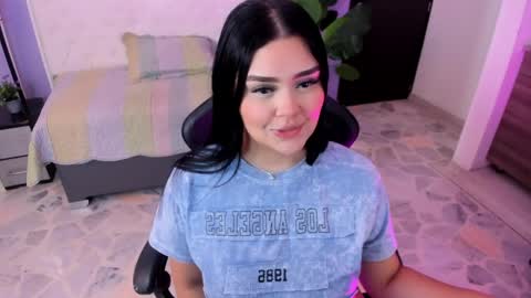 emma online show from April 2, 12:36 pm