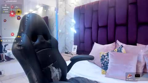 pau online show from October 22, 5:24 pm