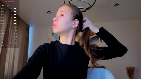 Emma online show from December 18, 5:46 am