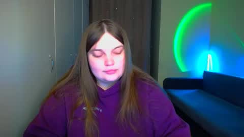 Snapshot of emma_dorn chatting on October 21, 5:19 am Eva online show from October 21, 5:19 am