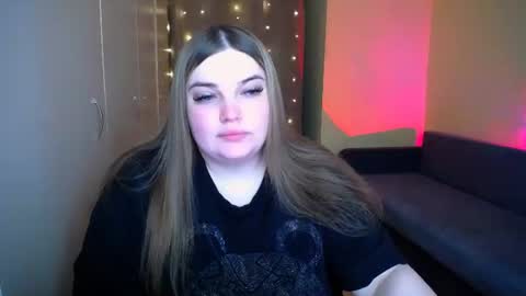 Snapshot of emma_dorn chatting on June 28, 11:27 am Eva online show from June 28, 11:27 am