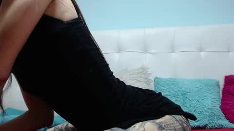 Emma online show from November 10, 11:04 pm