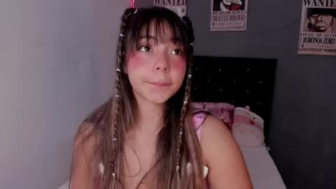 Snapshot of emma_grayys chatting on July 13, 7:00 am emma_grayys online show from July 13, 7:00 am