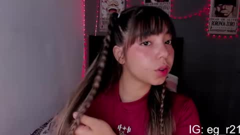Snapshot of emma_grayys chatting on July 16, 2:01 pm emma_grayys online show from July 16, 2:01 pm