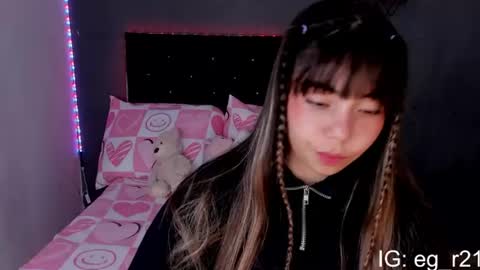 Snapshot of emma_grayys chatting on July 24, 9:29 am emma_grayys online show from July 24, 9:29 am