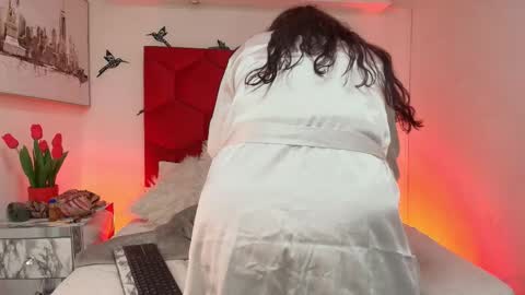 Emma 3 online show from February 24, 12:58 pm