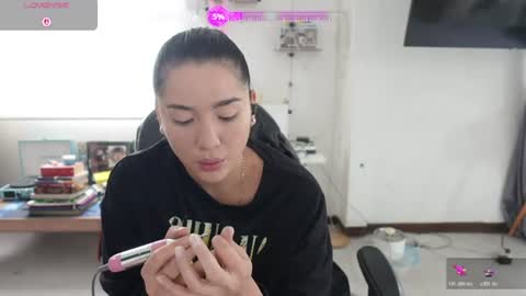 Snapshot of emma_johnson_ chatting on July 3, 3:40 pm emma_johnson_ online show from July 3, 3:40 pm