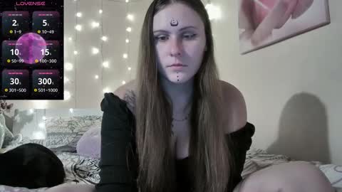 emma_just online show from October 30, 7:10 am