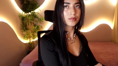 Emma online show from March 30, 8:43 pm