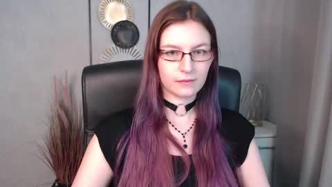 emma online show from December 11, 12:34 pm