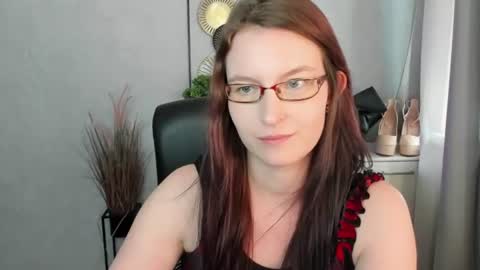 emma online show from July 28, 2:13 pm