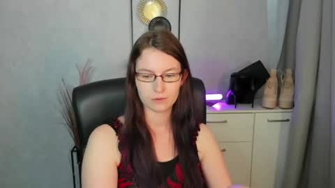 emma online show from July 28, 6:20 pm