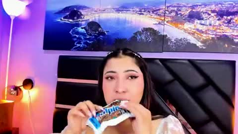 Snapshot of emma_monserratt chatting on July 6, 11:29 am Emma Monserratt online show from July 6, 11:29 am