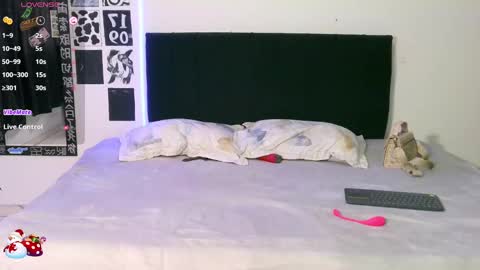 Snapshot of emma_ortega chatting on December 19, 8:23 pm emma ortega online show from December 19, 8:23 pm