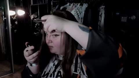 Snapshot of emma_razoom chatting on September 16, 11:17 pm Emma Razumovskaya online show from September 16, 11:17 pm