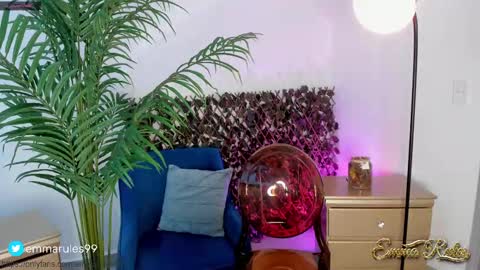 Snapshot of emma_rules99 chatting on February 26, 2:14 pm Emma online show from February 26, 2:14 pm