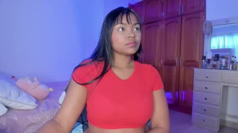 Snapshot of emma_rules99 chatting on September 14, 7:35 pm Emma online show from September 14, 7:35 pm