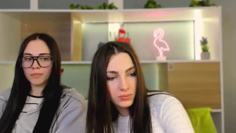 emma_swee online show from February 23, 12:24 pm