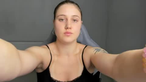 Emma online show from July 11, 11:57 am