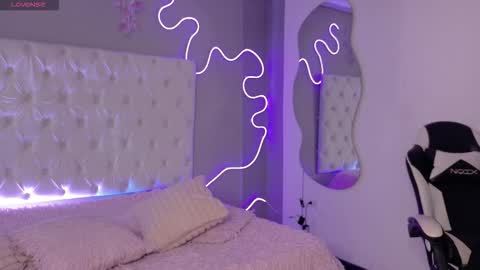 emma_visconti online show from January 19, 12:20 pm