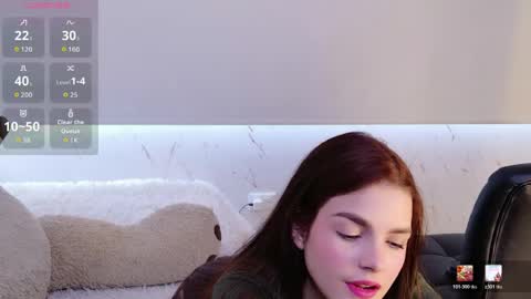 Snapshot of emma_wattsoon chatting on April 20, 2:42 pm emma_wattsoon online show from April 20, 2:42 pm