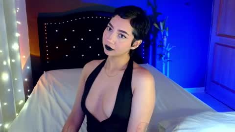 Snapshot of emma_web_ chatting on May 20, 2:56 pm Emma web online show from May 20, 2:56 pm