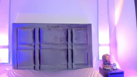 emma becket online show from January 7, 3:35 am