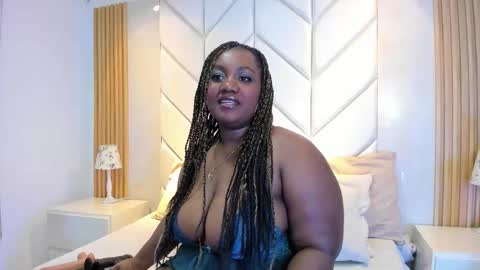 EmmaBrantt  online show from March 18, 4:37 am