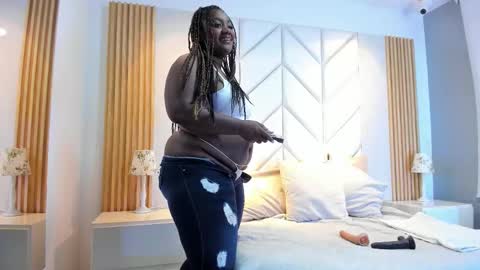 EmmaBrantt  online show from March 19, 4:38 am