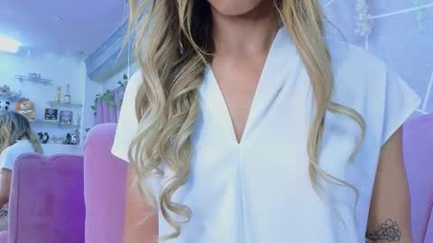 emma cortez online show from November 7, 12:16 pm