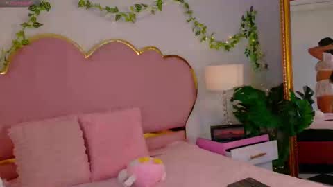 Welcome Im yosein  Your love is my passion activate it with your tips and enjoy with me online show from November 27, 9:06 pm