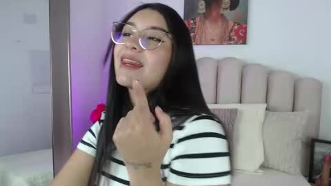 emmacute_x online show from October 7, 1:52 pm