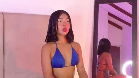 Snapshot of emmadalton chatting on February 26, 4:50 pm E M M A online show from February 26, 4:50 pm