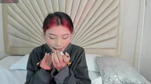           online show from December 3, 11:30 am